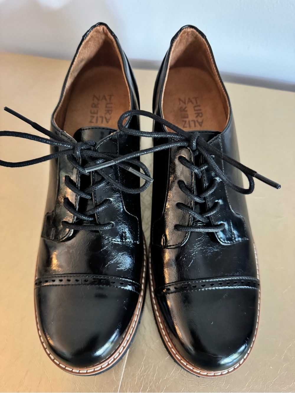 Women's Cabaret-Lace Lug Sole Oxfords by Naturalizer